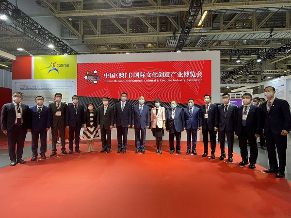 贺特首巡馆(贸促会馆)4.jpg BET体育365投注官网